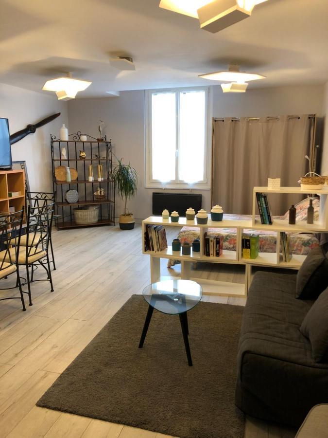 Gordaine Apartment Bourges Luaran gambar
